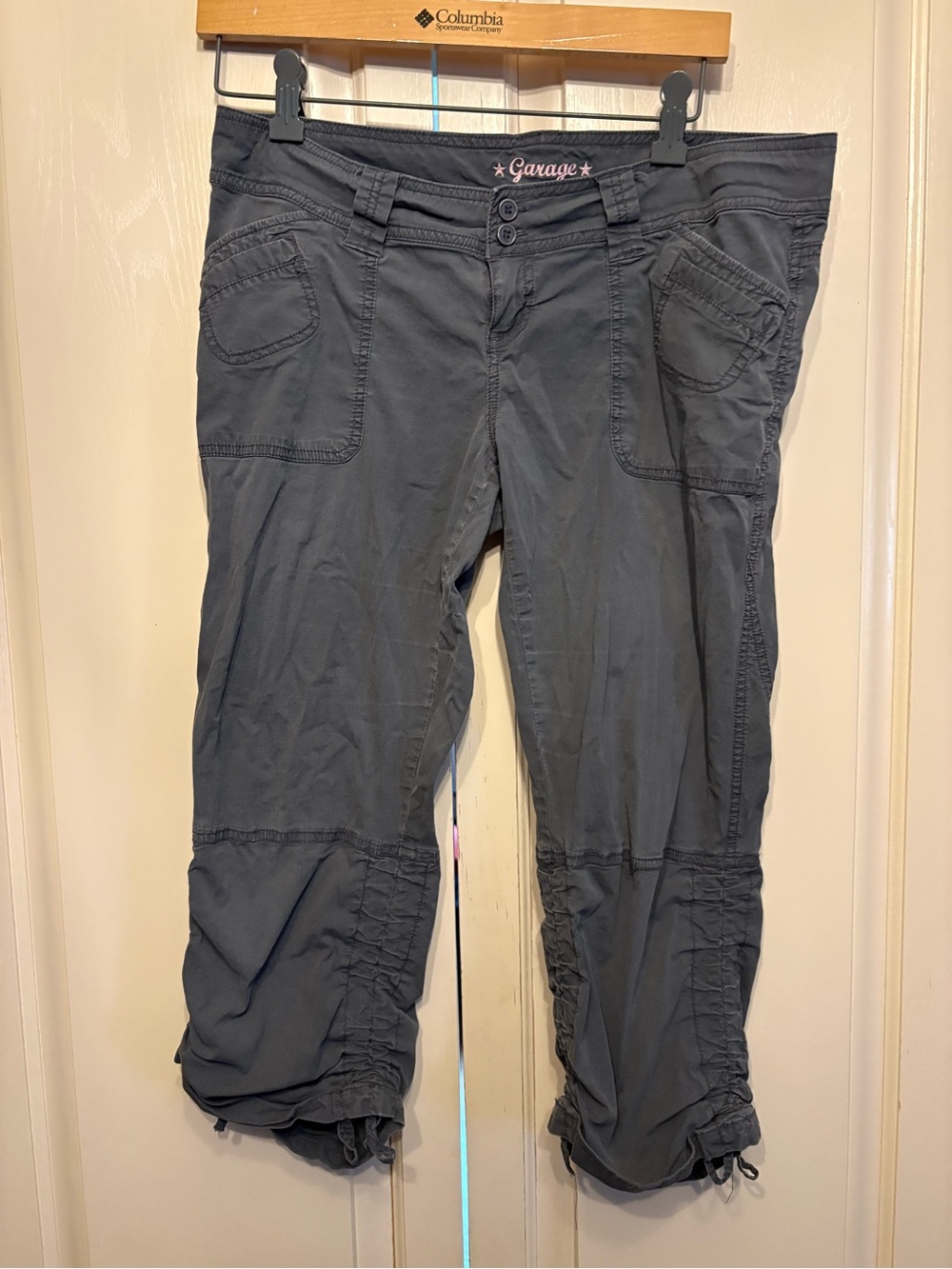 Garage Y2K Women's Charcoal Gray Cropped Cargo Capris